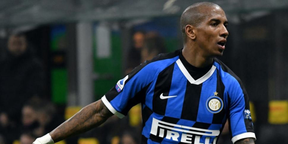 Ashley Young says cancer survi...