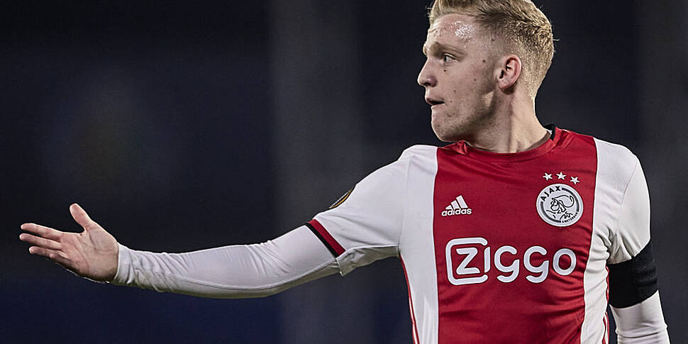 Ajax will sell van de Beek thi...