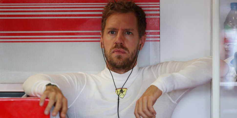 Sebastian Vettel signs for Ast...
