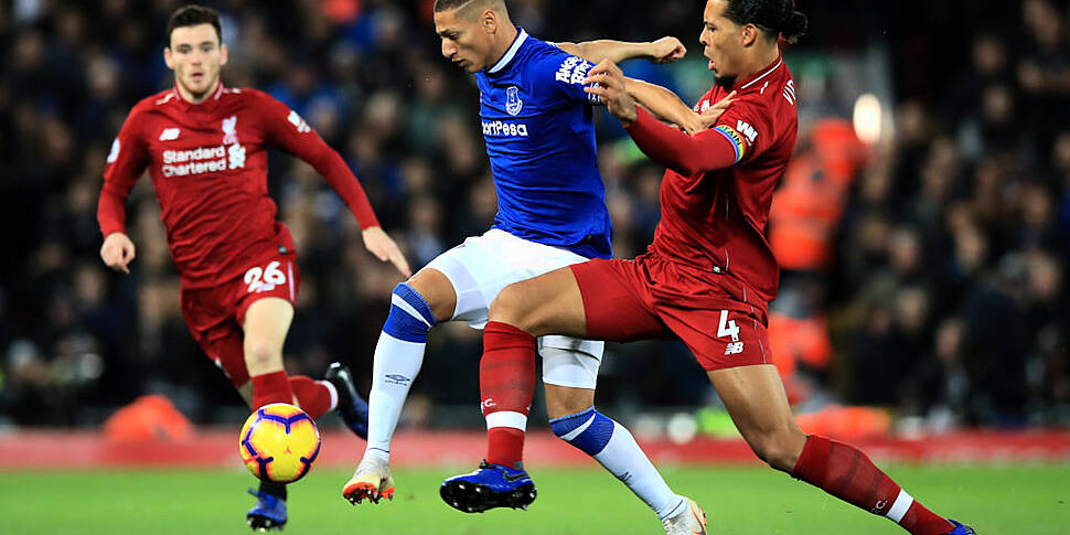 Richarlison names three defend...