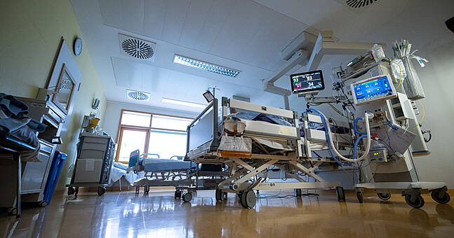 HSE describes situation in Irish hospitals as 'critical' - Vimarsana News