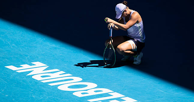 Barty says she "lost her way" in Australian Open QF defeat to Muchova thumbnail