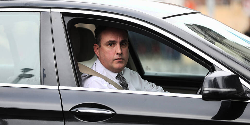 MacSharry quits Fianna Fáil an...