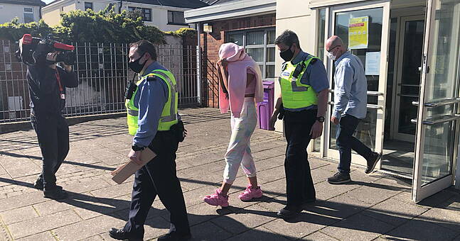 Two women appear in court accused of refusing to go into hotel quarantine - Vimarsana News