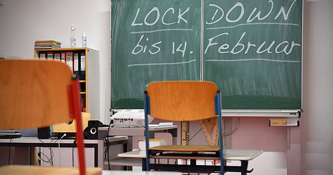 Czech Republic Bans Unvaccinated Children From Schools - Vimarsana News