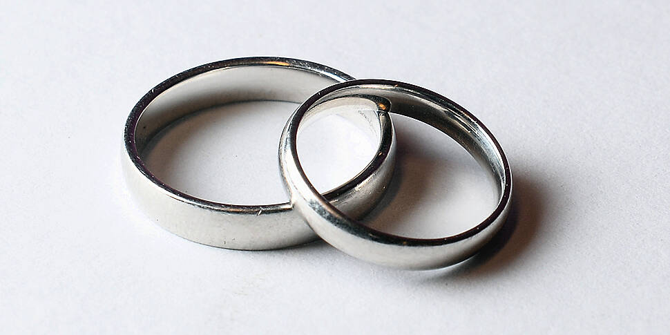 Study Suggests Couples Who Mee...