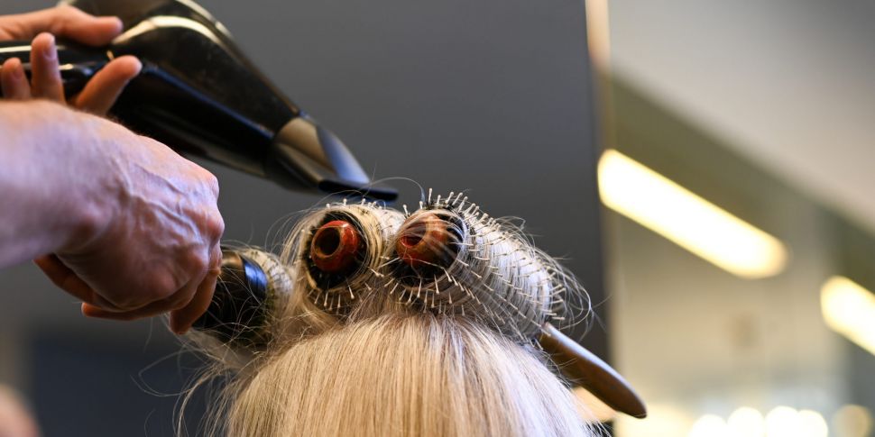 Hairdressers want rapid antige...