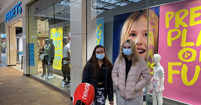 Shoppers queue up as non-essential retail re-opens - Vimarsana News