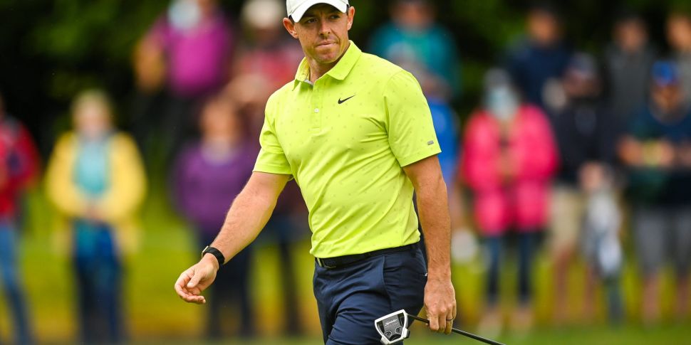 Rory McIlroy fights back to st...
