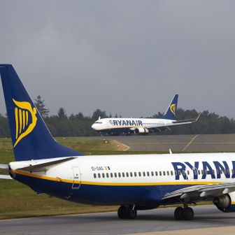 Ryanair to cancel 'almost 100...