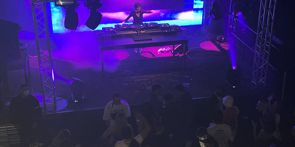 How did pilot night club event...