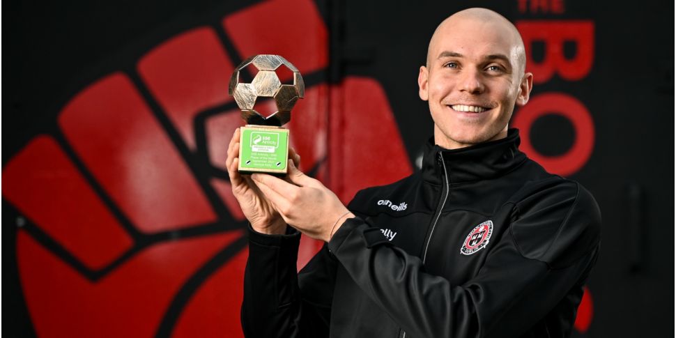 Kelly scoops Player of the Mon...