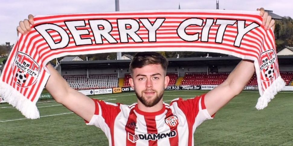 Derry snap up "top player...