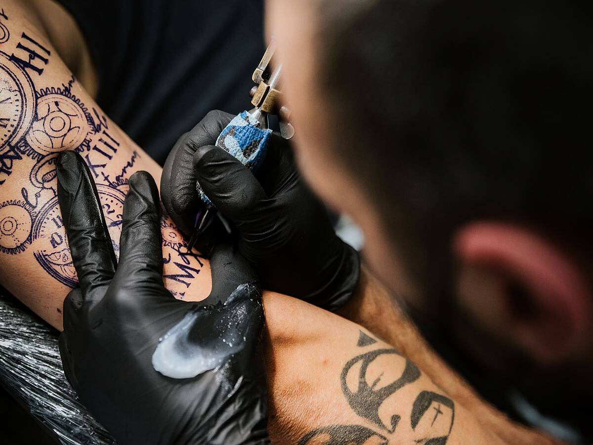 EU 'ink ban' could force tattoo artists out of business | Newstalk EU 'ink ban' could force tattoo artists out of business | Newstalk
