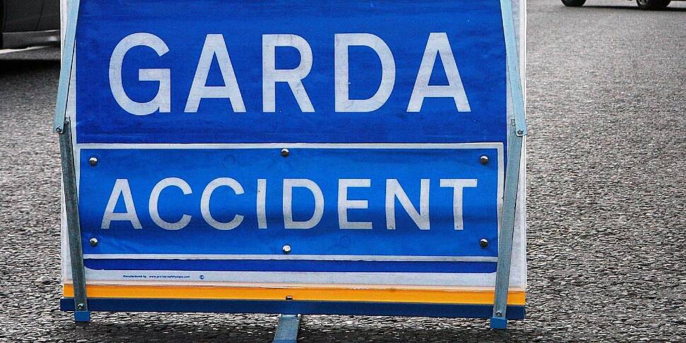 Man (19) dies following crash...