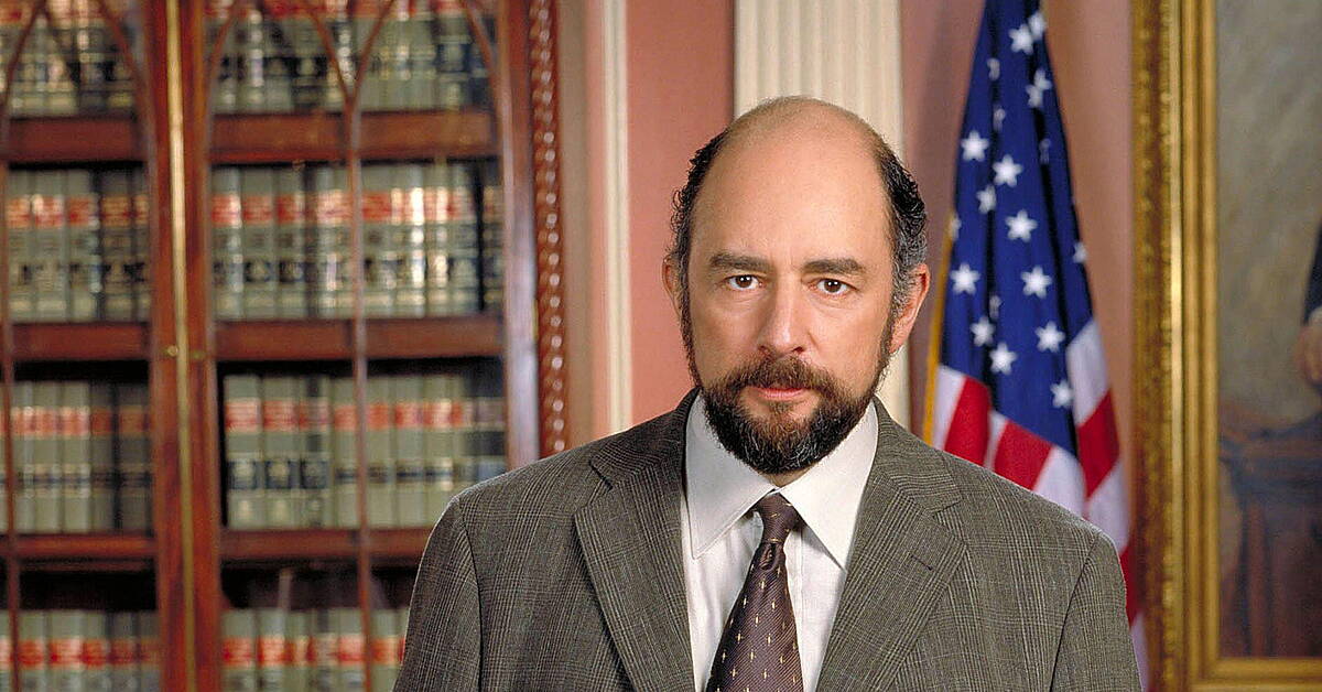 West Wing star Richard Schiff: Bruce Willis is one of the good guys in Hollywood - Vimarsana News
