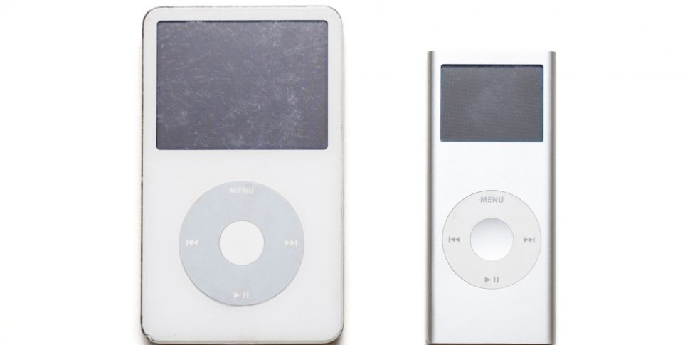 Apple discontinues the iPod af...