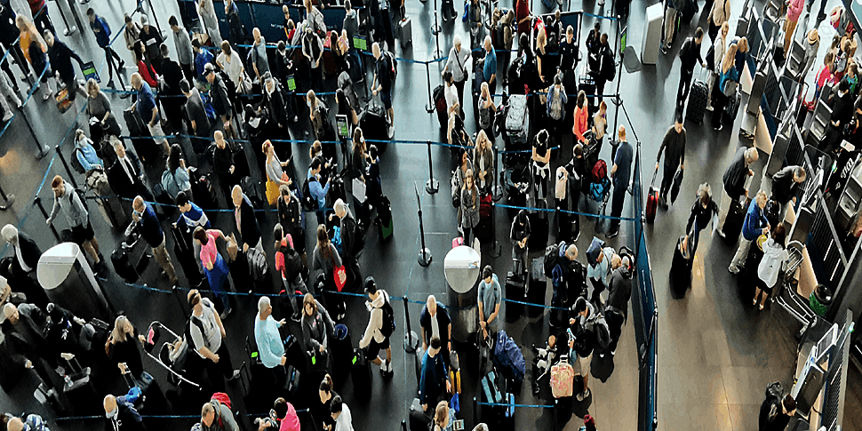 Chaos continues at Dublin Airp...