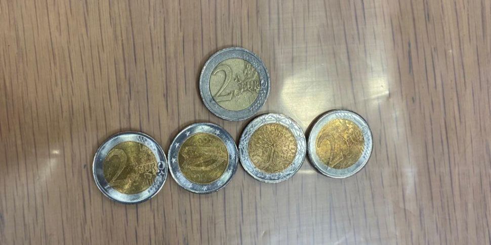 Fake €2 coins: Here's how to t...