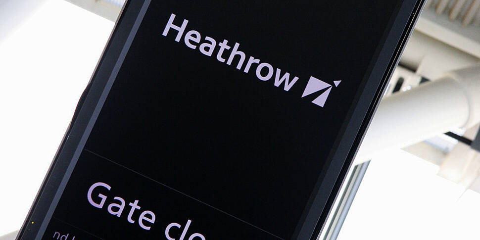 Heathrow Airport warns of 'dis...