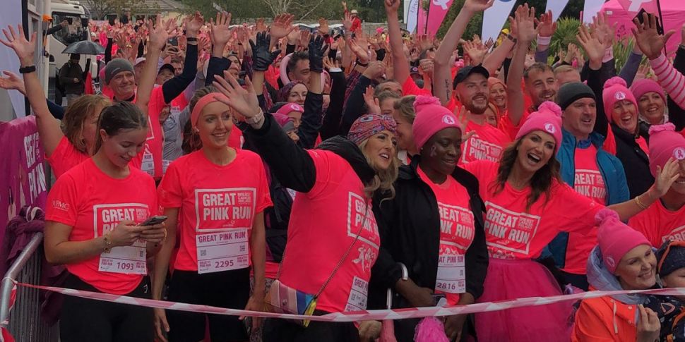 4,000 take part in Pink Run fo...