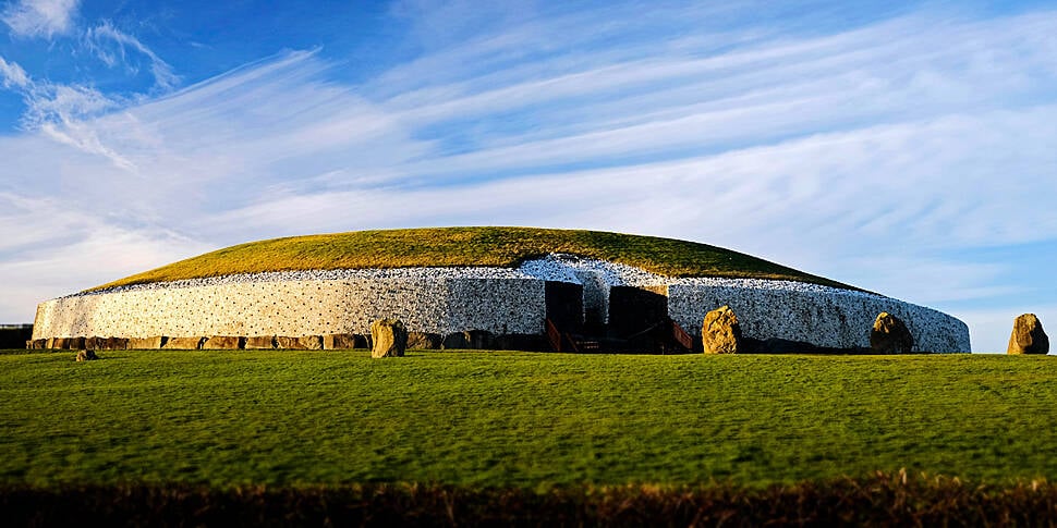 Winter Solstice: Newgrange liv...