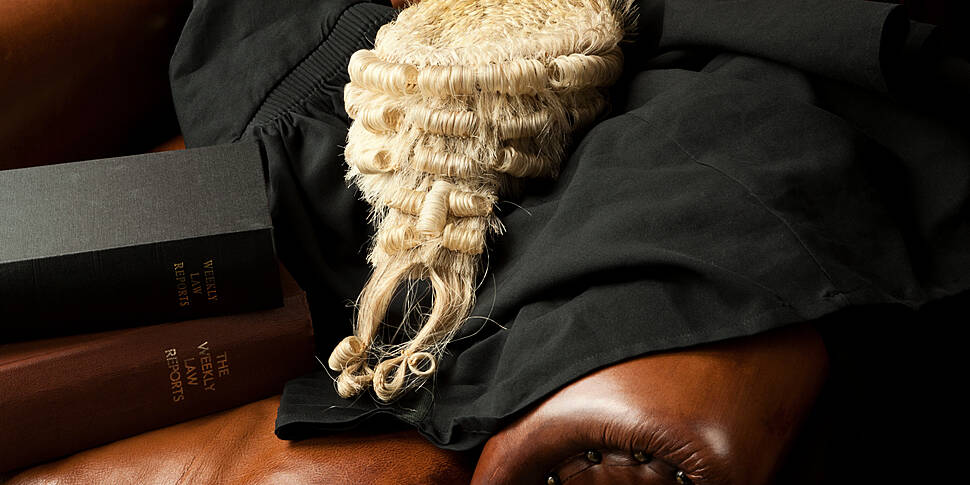 Irish lawyers paid €72m in leg...