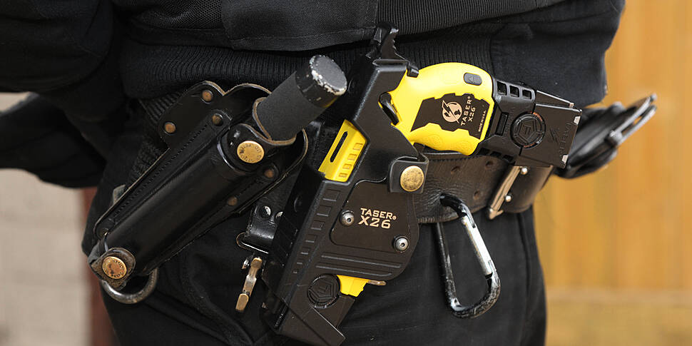 Gardaí need tasers to stem 'dr...