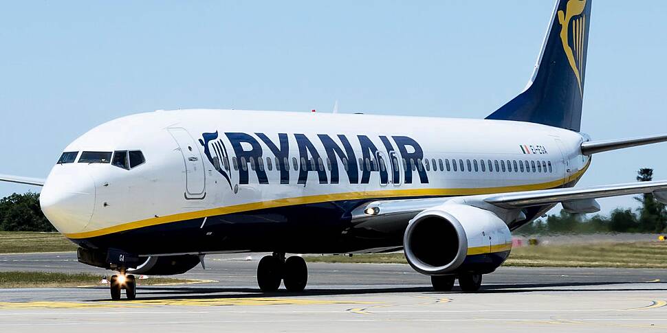 Ryanair publishes positive ful...