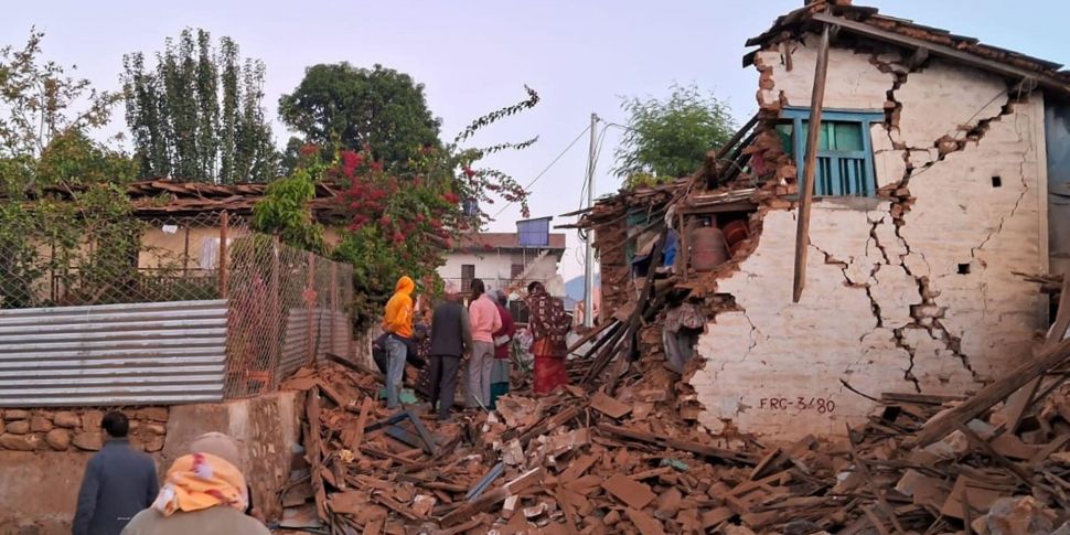 Nepal: At least 128 people kil...
