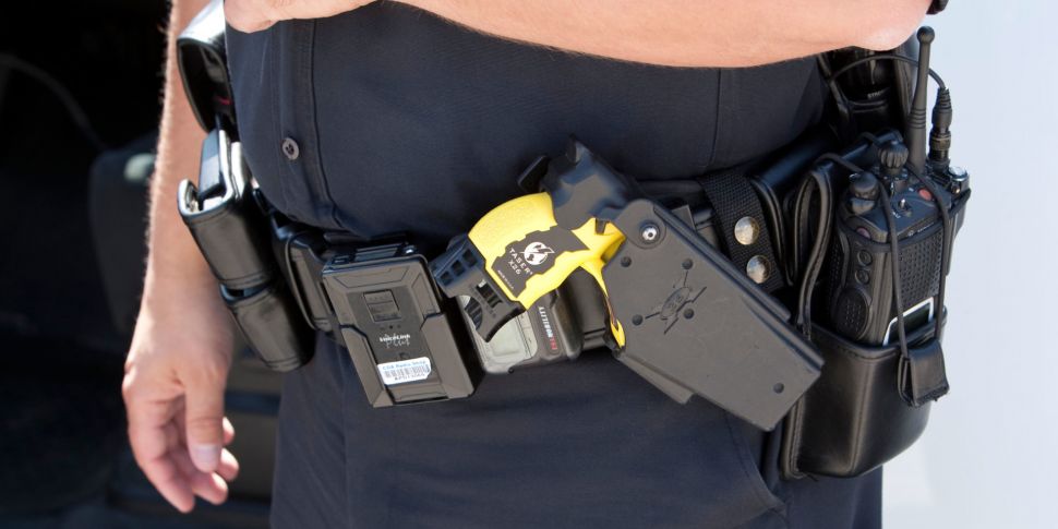 Gardaí to be issued with taser...