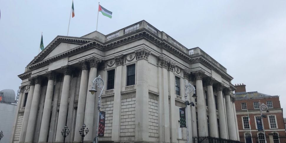 Dublin City Hall to fly Palest...