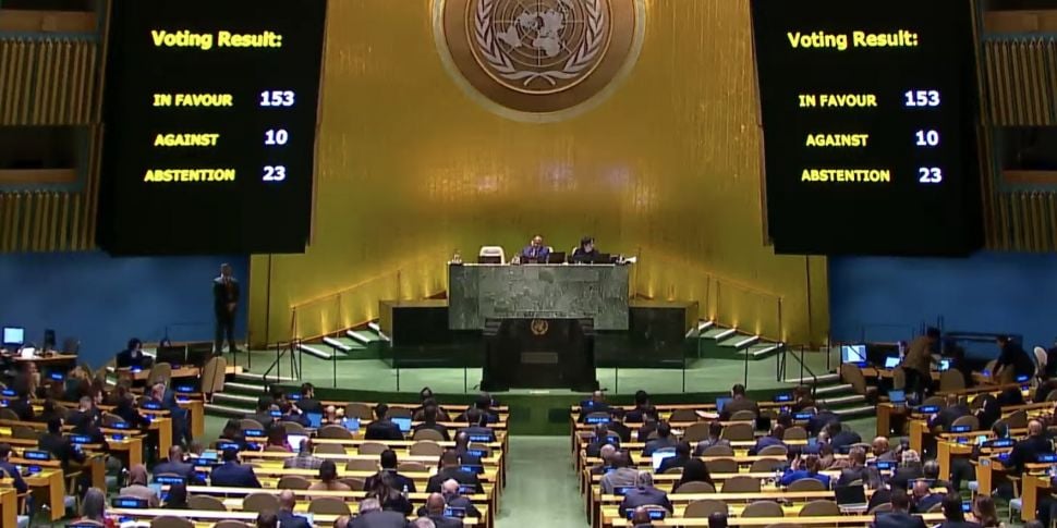 Gaza: UN adopts resolution cal...