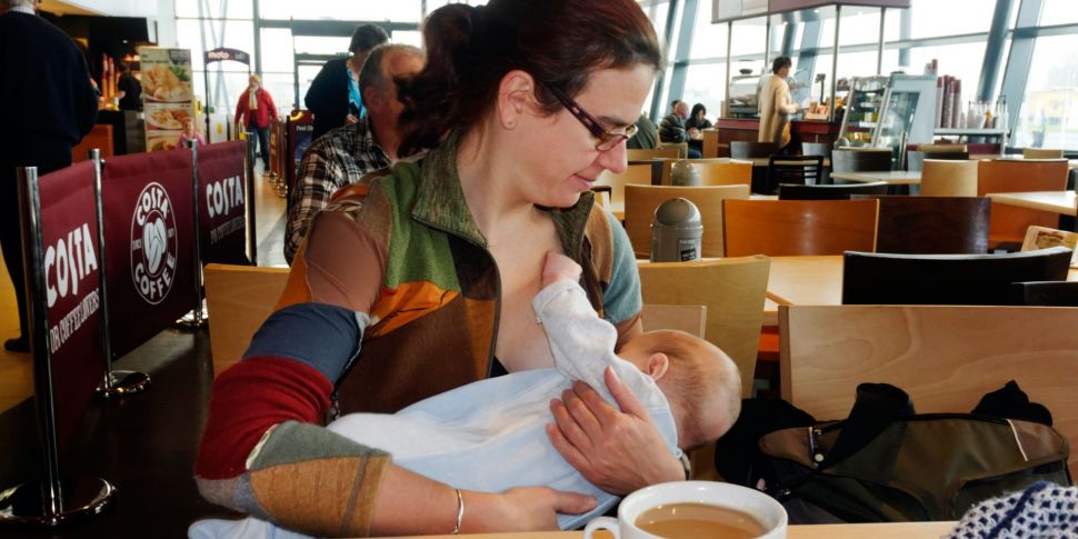 Breastfeeding: Irish mothers m...