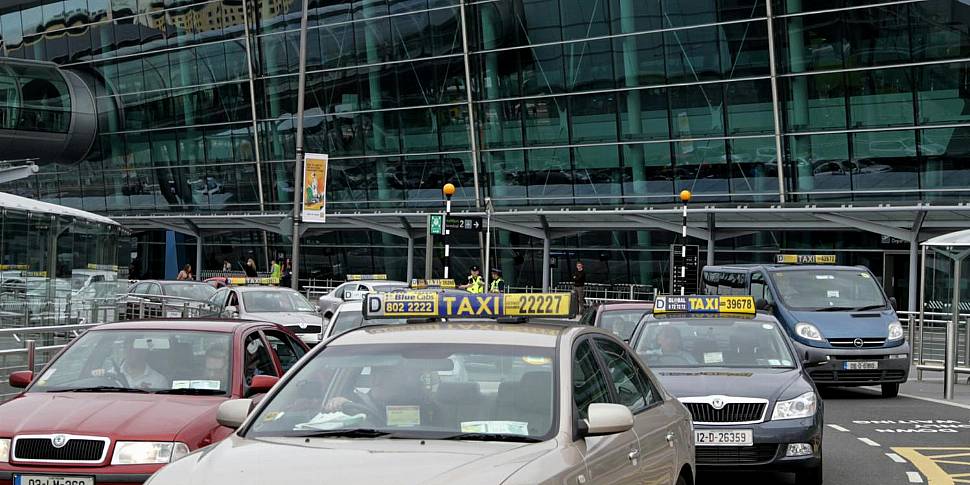 Dublin Airport police ‘issuing...