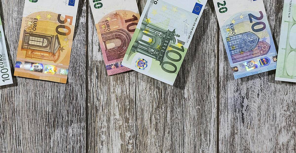 How Much Pocket Money Is Enough Newstalk how-much-pocket-money-is-enough-newstalk