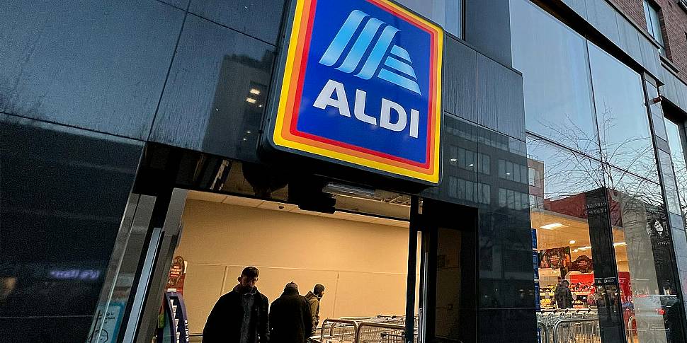 Aldi celebrates 25 years in Ir...