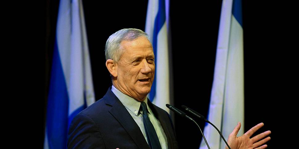 Israel: Benny Gantz quits gove...