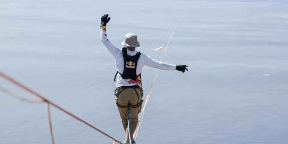 Man crosses from Sicily to mai...