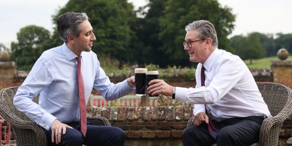 Taoiseach's creamy pint pics a...