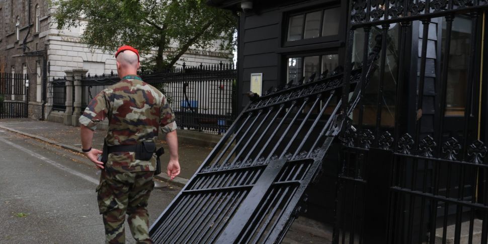 Government Buildings gate atta...