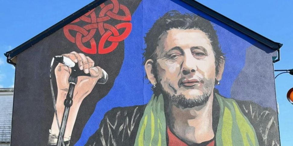 Shane McGowan mural unveiled i...