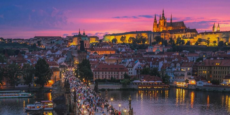 Prague bans pub crawls!