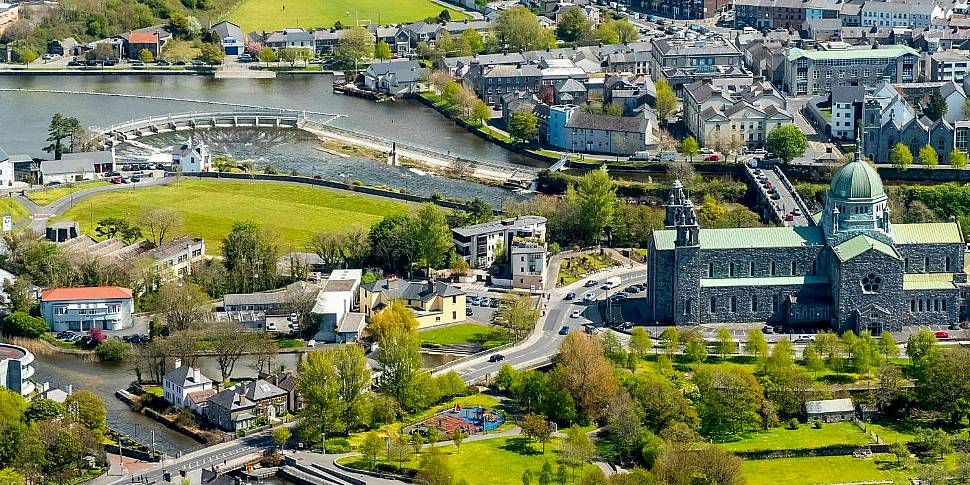 Galway City Council bans all m...