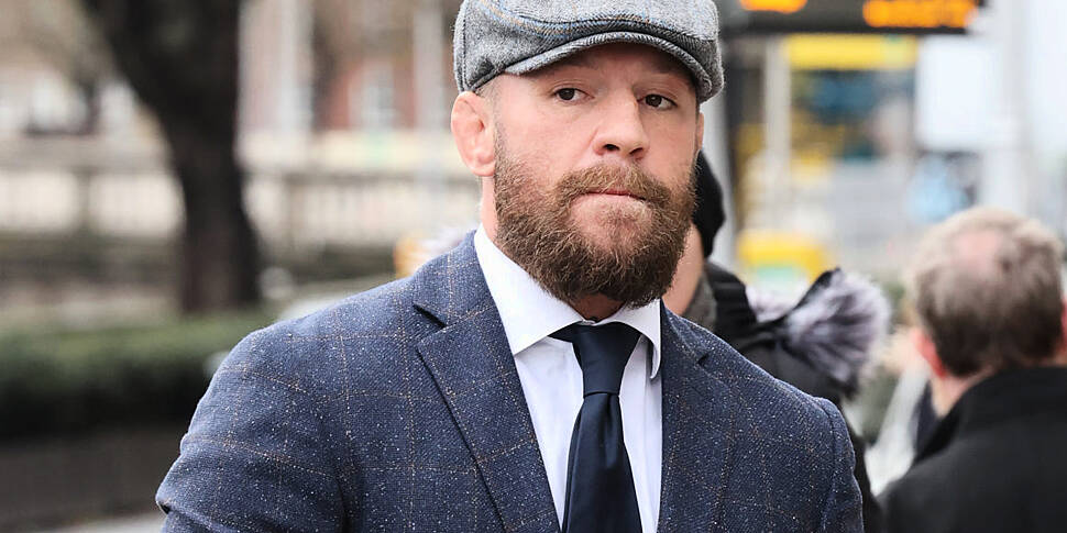 Conor McGregor accused of insu...