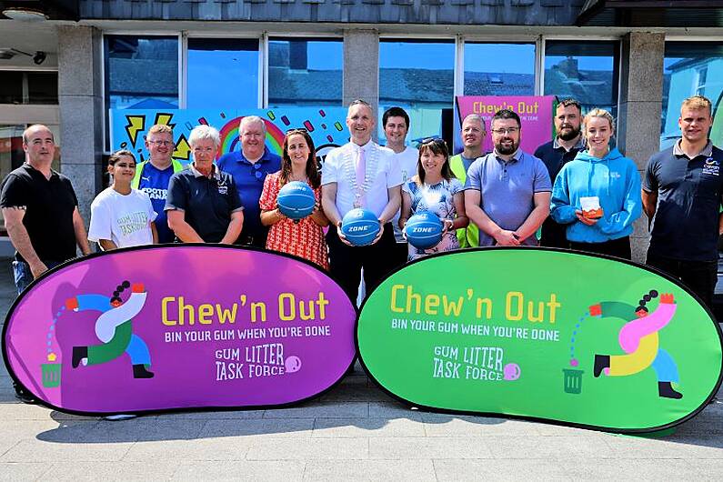 Gum litter roadshow takes place in Cavan