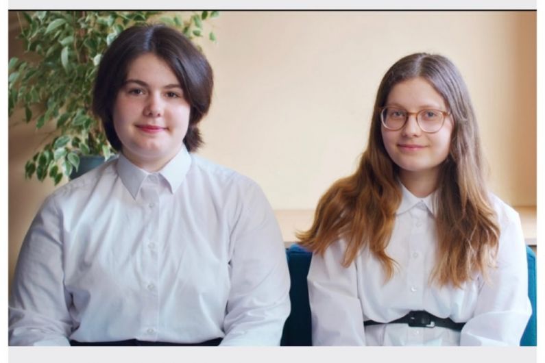 2 Ukrainian teenagers in Belturbet star in national video