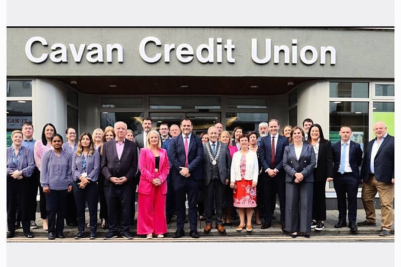 Minister Neale Richmond pays visit to Cavan Town