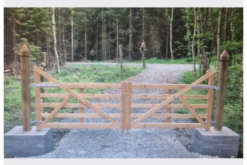 Gardai investigate theft of wooden gates in Mullagh