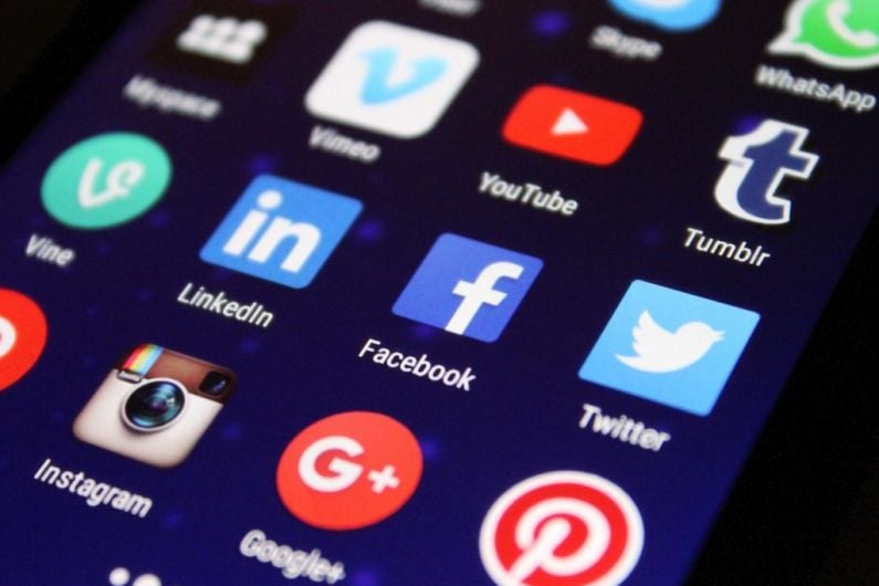 Tougher laws surrounding verification on social media - Cllr Aine Smith
